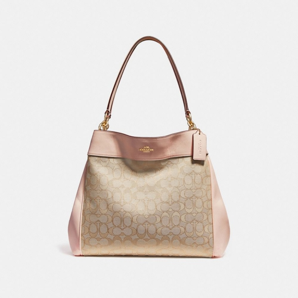 Weekend Sale! Chic Coach Bag!!